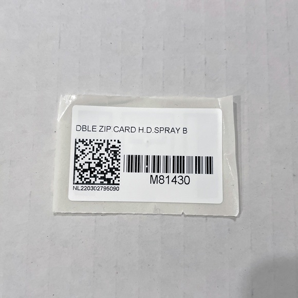 New Louis Vuitton Double Zipped Card Holder *Authentic* - Picture 10 of 12